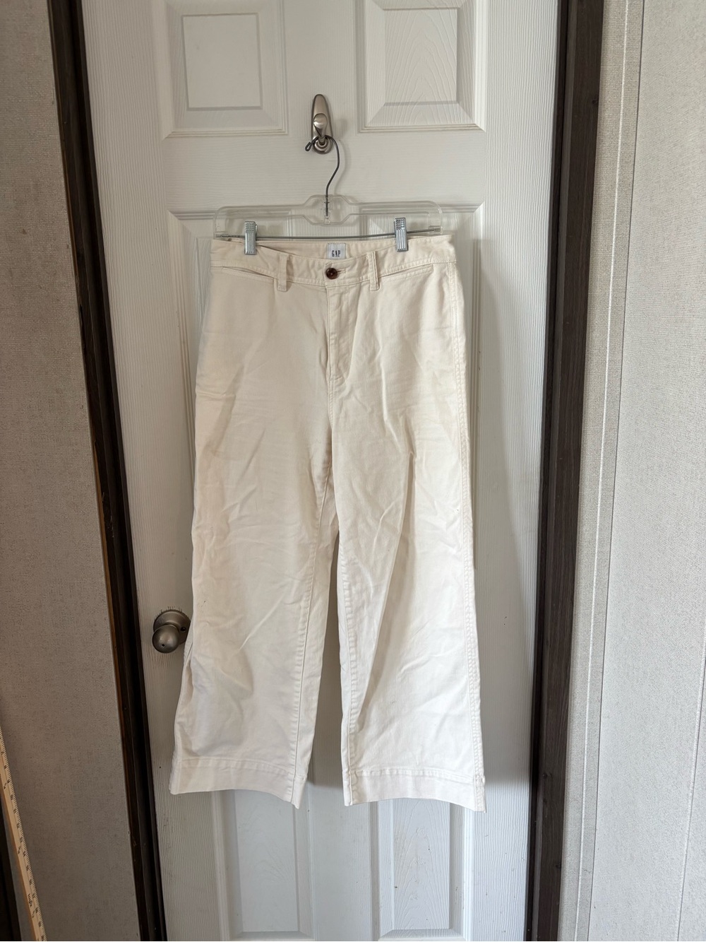 GAP Women's Cream Ankle-Length Wide Leg Pants